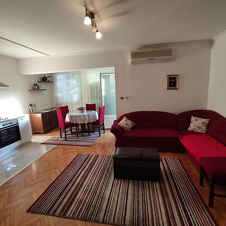 Apartments Jadranka Makarska Exterior photo