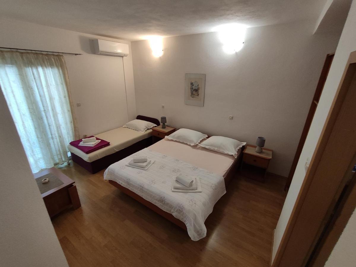 Apartments Jadranka Makarska Exterior photo